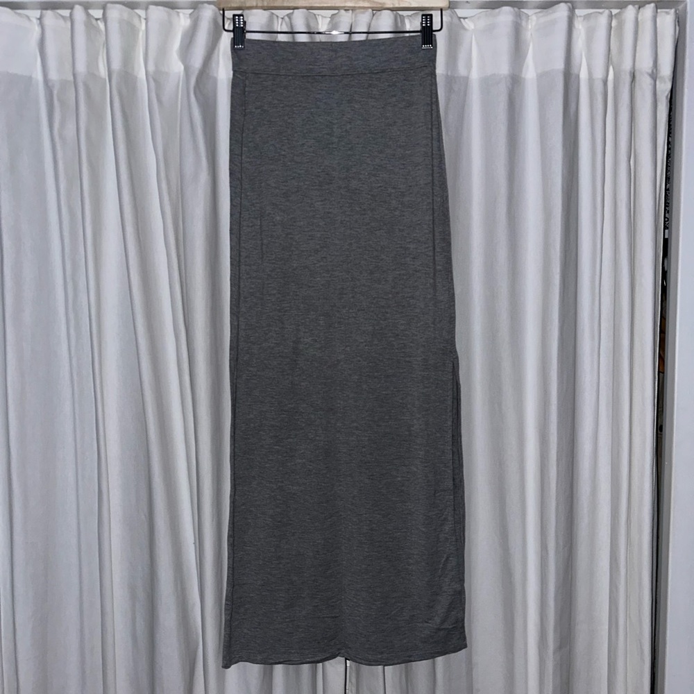 Aritzia Talula Heather Grey Jersey Maxi Skirt with Side Slit - Size XS